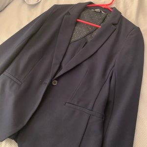 Like new navy blue blazer